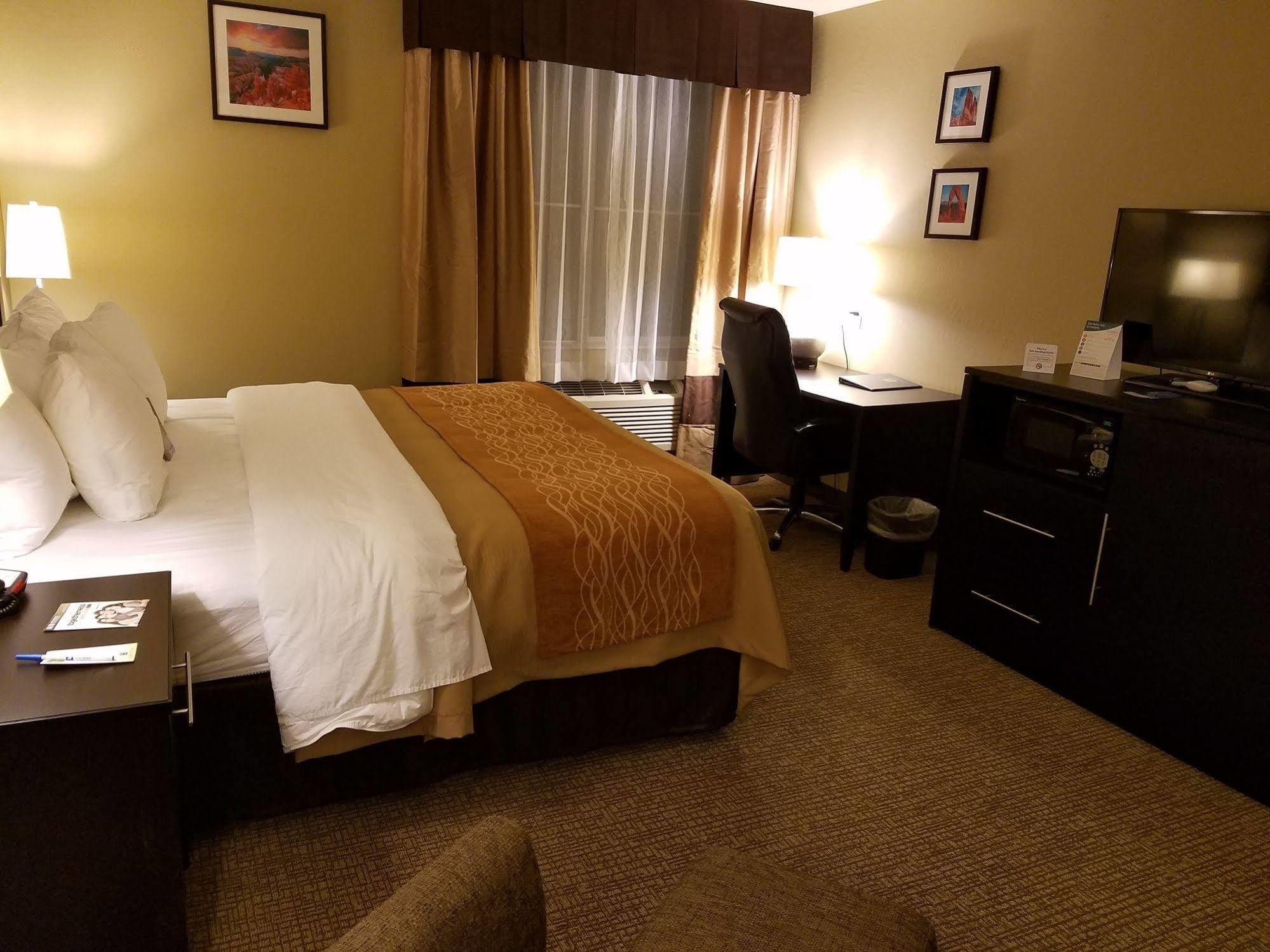 Comfort Inn & Suites Vernal - National Monument Area Esterno foto